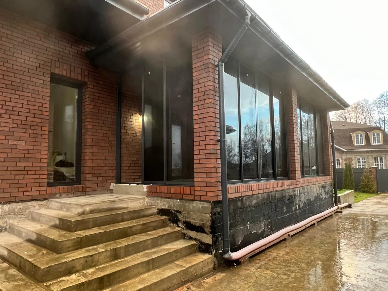 Холодная терраса 32 м² в графите, КП Акиньшино-5 — фото 5