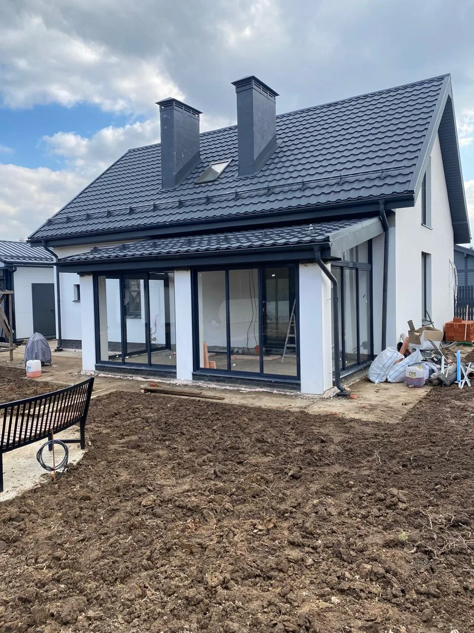 Холодное остекление веранды 22 м² в КП Нордик Лэйк — фото 6